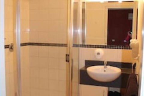 Rochester Motel - Sydney Tourism 5