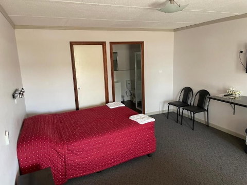Paringa Hotel Motel - Sydney Tourism 3