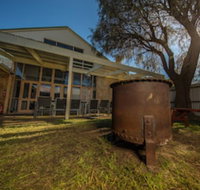Cobb  Co Lodge - Sydney Tourism