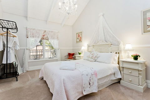 Oak Tree Cottage - Mundaring - Sydney Tourism 3