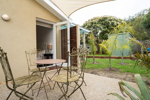 Xanadu Shores - Sydney Tourism 7