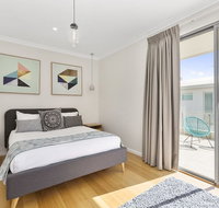 Cylinders Beach House at Salt Village - Sydney Tourism