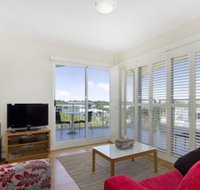 RESORT on the BEACH 6310 TOP FLOOR - Sydney Tourism