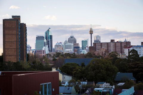 Loft Penthouse With Startling City Views + Parking - Sydney Tourism 2