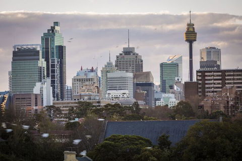 Loft Penthouse With Startling City Views + Parking - Sydney Tourism 5