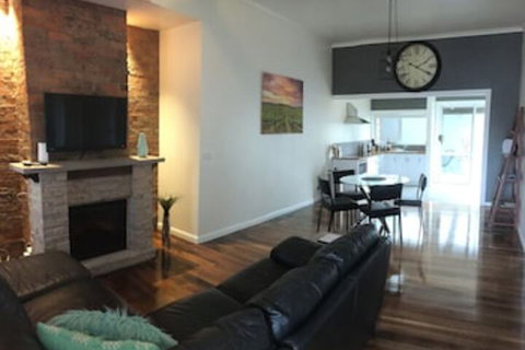 Take 5ive - Sydney Tourism 0