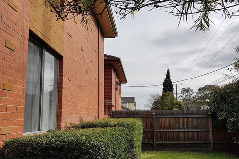 Clayton Apartment - Sydney Tourism 2