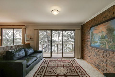 Four Seasons - Sydney Tourism 5