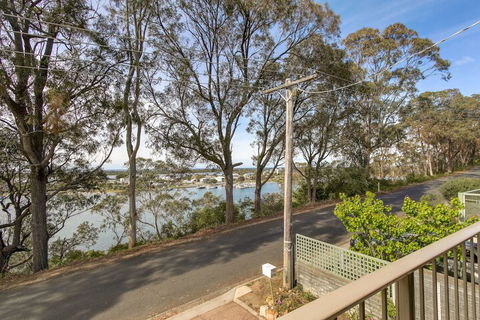 Four Seasons - Sydney Tourism 2