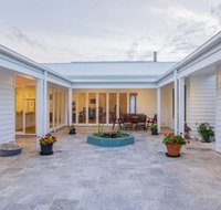 Elegance on She Oak - Sydney Tourism