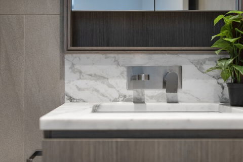 Ultra Modern Brand New CBD View - Sydney Tourism 6