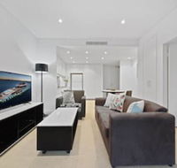 Peaceful Water Side Retreat with Huge Courtyard - Sydney Tourism