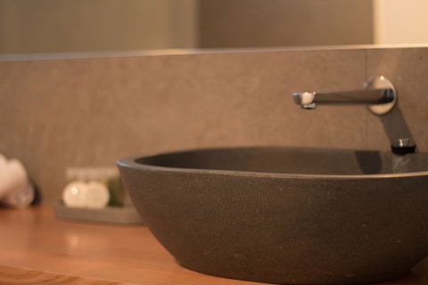 Ulverstone Waterfront Apartments - Sydney Tourism 4