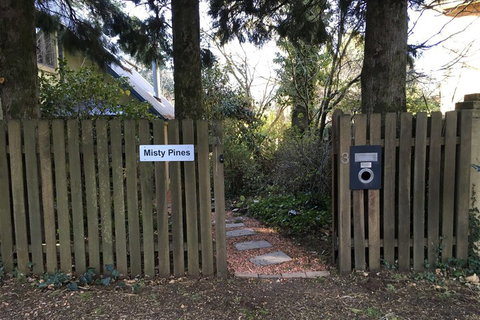 Misty Pines - Sydney Tourism 1