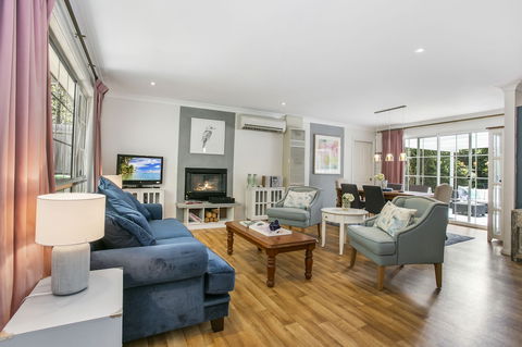 Swanbrook - Sydney Tourism 3