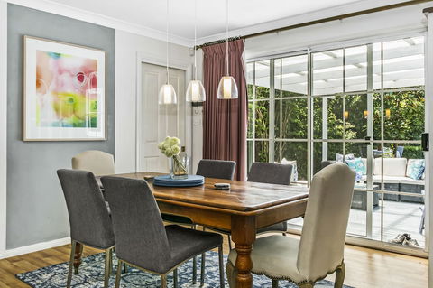 Swanbrook - Sydney Tourism 1