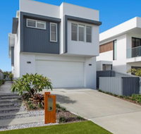 Elegant Beach House on Nautilus - Sydney Tourism