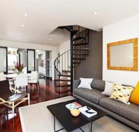 Spacious City 2 BR House Fit 6 PP - Sydney Tourism