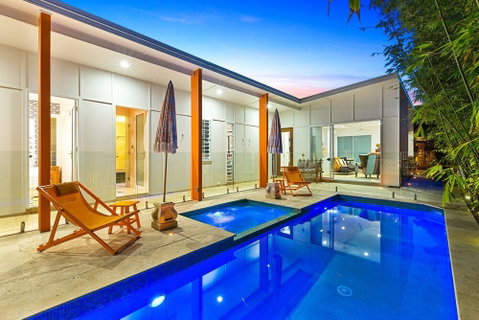 Ocean Pearl On Eclipse - Sydney Tourism 3