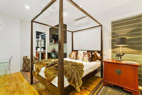 Ocean Pearl On Eclipse - Sydney Tourism 5