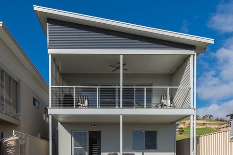 Time Away 50 Turnberry Drive - Sydney Tourism 3