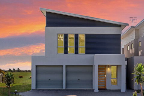 Time Away 50 Turnberry Drive - Sydney Tourism 2