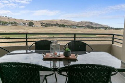 Front 9 Then Dine 3 / 61 St. Andrews Boulevard - Sydney Tourism 0