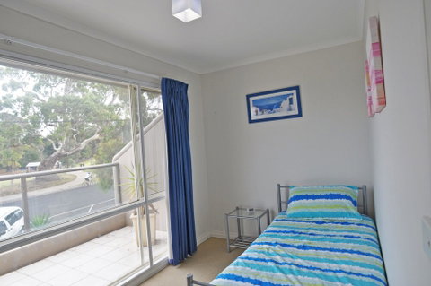 THE Esplanade 4 Free Wifi & Foxtel - Sydney Tourism 4