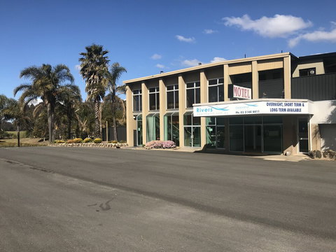 Rivers Apartments & Motel Sale Gippsland - Sydney Tourism 6