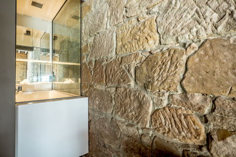 Waterman's Hotel - Sydney Tourism 1