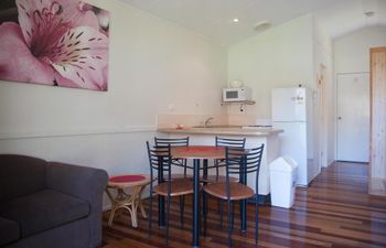 11 Korora Palms 1 Bedroom Bure - Sydney Tourism 0