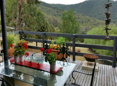 Alps Lodge - Sydney Tourism 6