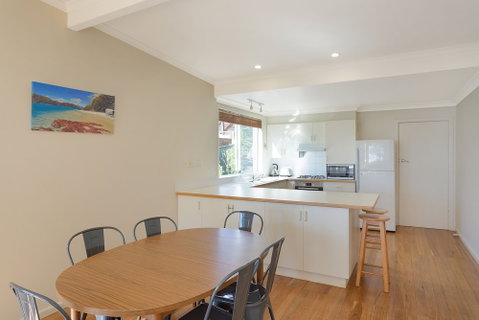 Surfside - Sydney Tourism 4