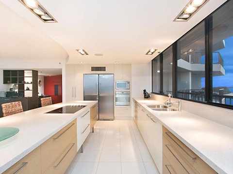 Seascape Apartments Unit 1201 Luxury Apartment With Views Of The Gold Coast & Hinterland - Sydney Tourism 6