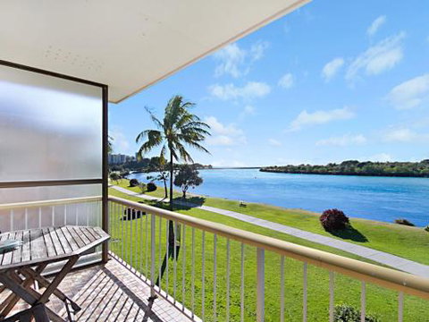 7 / 18 Endeavour Parade Riverfront Tweed Heads - Sydney Tourism 4