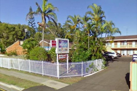 Twin Pines Motel - Sydney Tourism 7