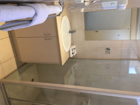 Boulevard Motor Inn - Sydney Tourism 6