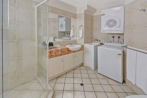 Raffles Mooloolaba - Sydney Tourism 6
