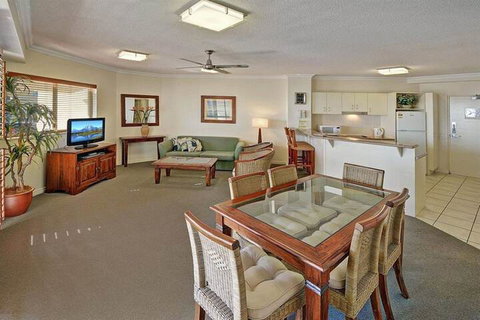 Raffles Mooloolaba - Sydney Tourism 5