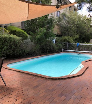 Canberra Short Term And Holiday Accommodation - Sydney Tourism 3