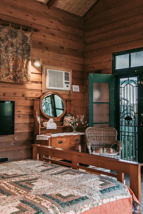 Peppercorns Bed And Breakfast - Sydney Tourism 3