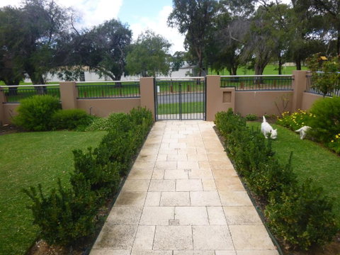 Santa Maria Executive B & B Fremantle - Sydney Tourism 3