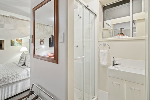 Eden Lodge - Sydney Tourism 6
