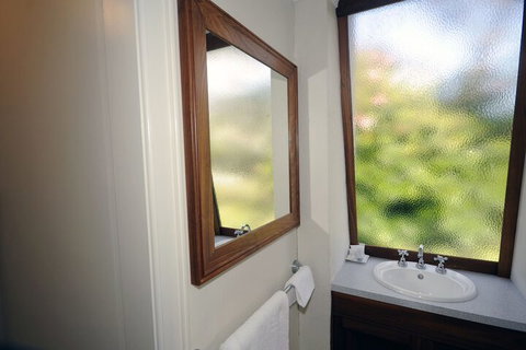 My Place Accommodation Albany - Sydney Tourism 7