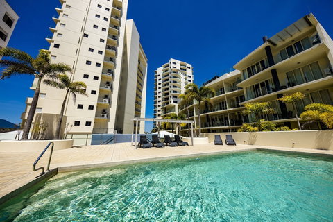 Jack & Newell Holiday Apartments - Sydney Tourism 5