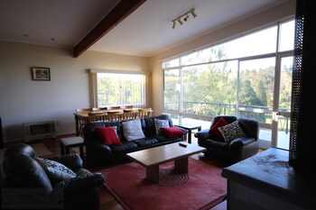 Fairways Close - Sydney Tourism 6