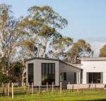 Pomonal Estate Mt. Cassell Villa