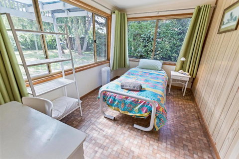 Kambera Pet Friendly Cottage On Raymond Island - Sydney Tourism 2