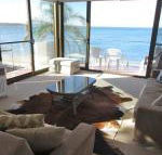 13 Harbourside 3 7 Soldiers Point Road fantastic waterfront unit