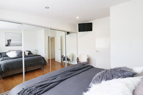Toallo St - Sydney Tourism 5
